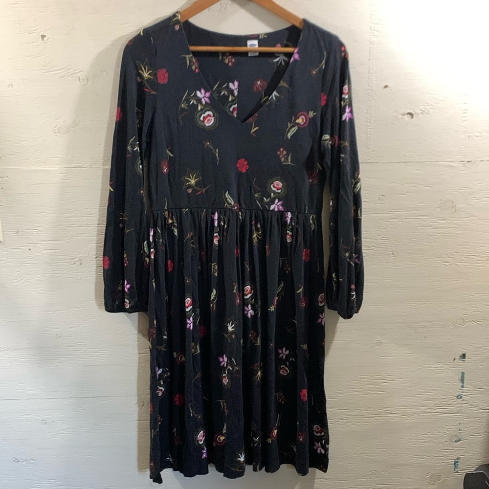 Old navy long sleeve‎ dress